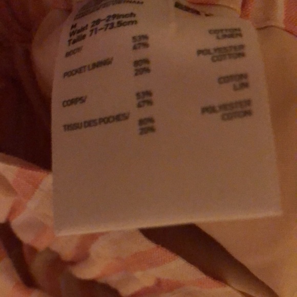 Two uniqlo cotton blend women’s striped shorts Medium - Picture 7 of 8